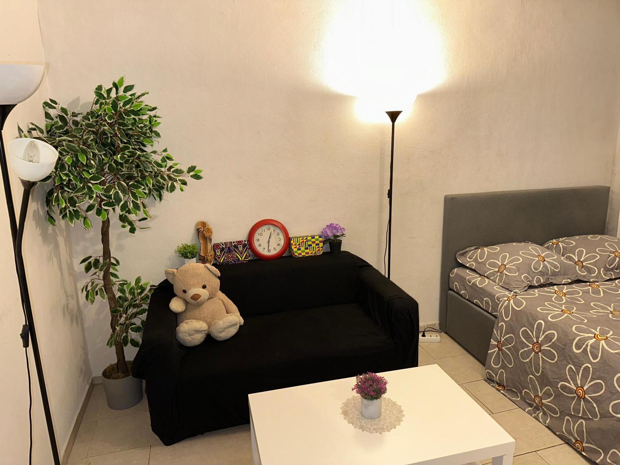 Schoenes Zimmer In Bahnhofsnaehe In Einer Wohnung Mit Grosser Terrasse Gießen Buitenkant foto